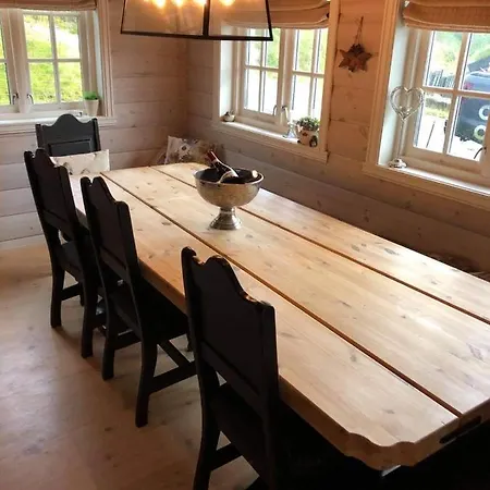 Large Beautiful Log Near Norheimsund And Hardangerfjord Holiday home Kvam (Hordaland)