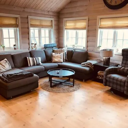 Holiday home Large Beautiful Log Near Norheimsund And Hardangerfjord Kvam (Hordaland)