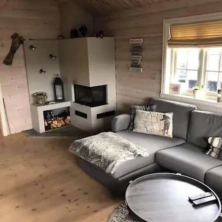 Large Beautiful Log Near Norheimsund And Hardangerfjord Holiday home *